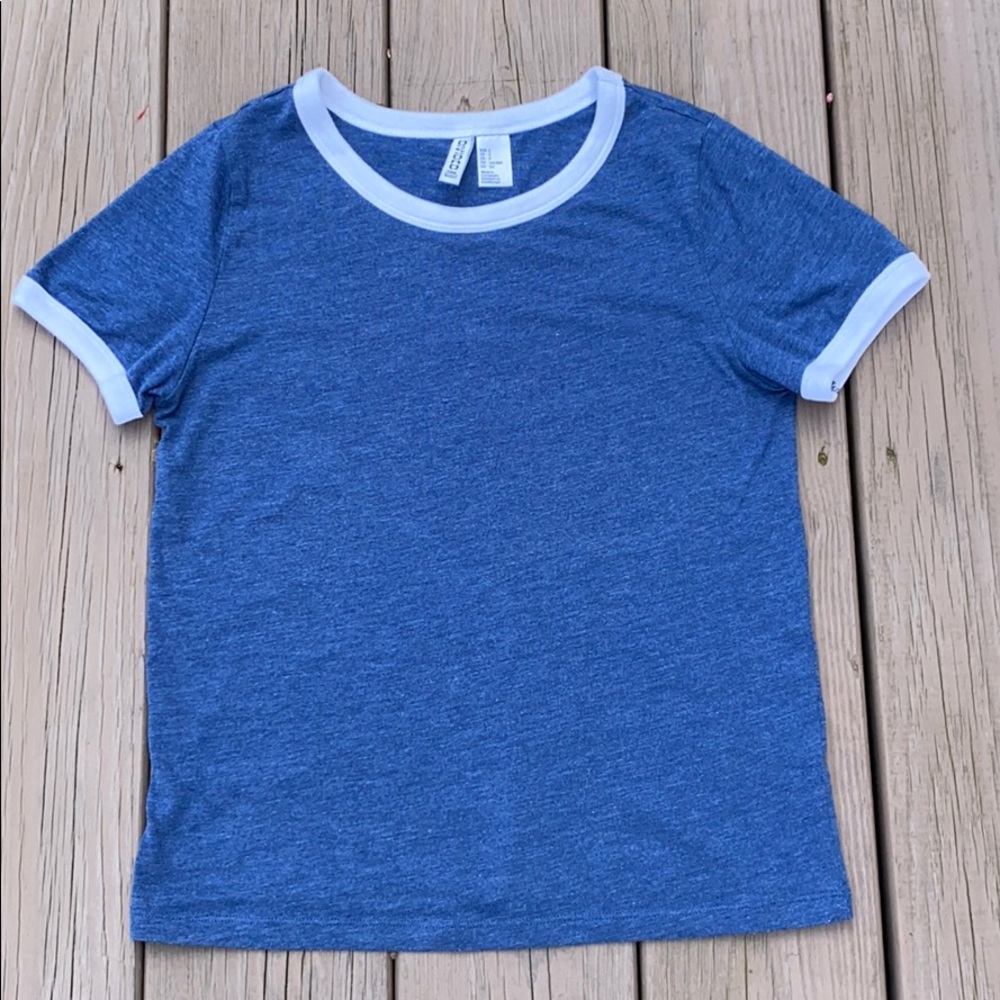 Blue short sleeve tee size S
